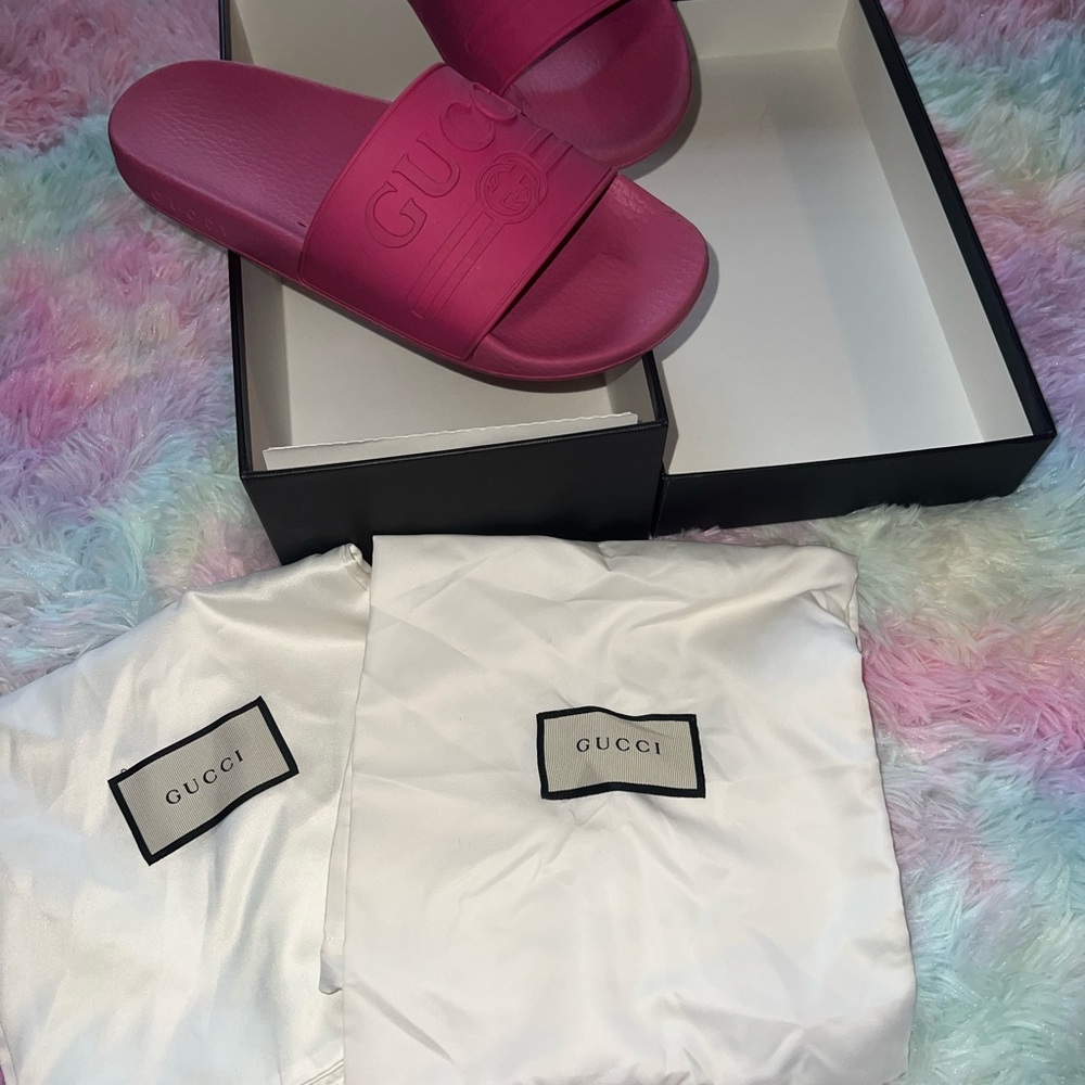 🩷 Gucci Authentic Pink Rubbed Slides - Picture 2 of 6